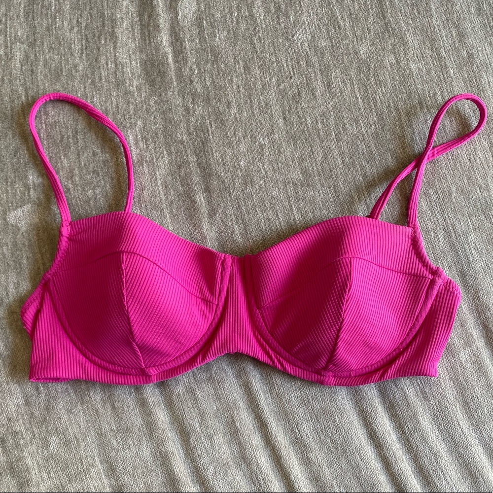 BECCA Swim Medium Top in Fuscia/Hot Pink